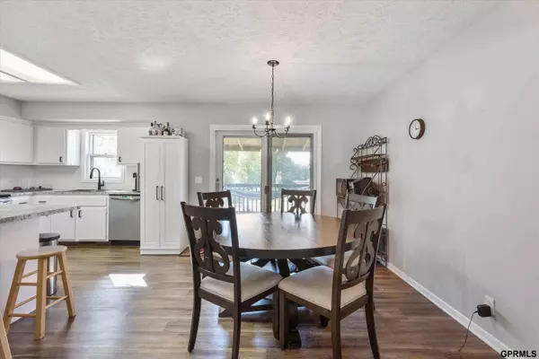 13139 Grand Avenue, Omaha, NE 68164