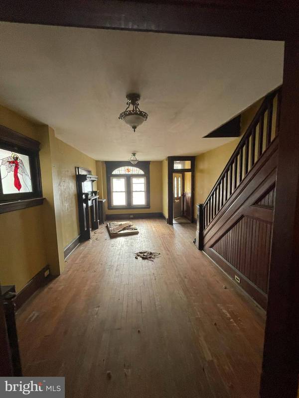 1242 PRINCESS AVE, Camden, NJ 08103