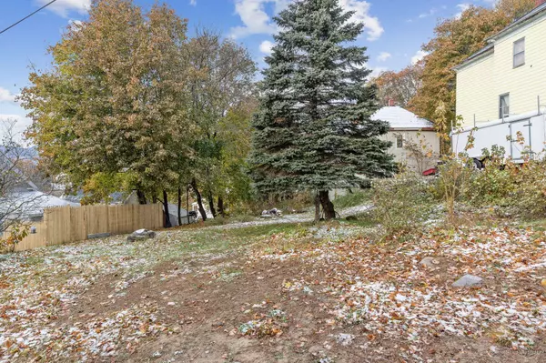 40 Harlow Hill Road, Mexico, ME 04257