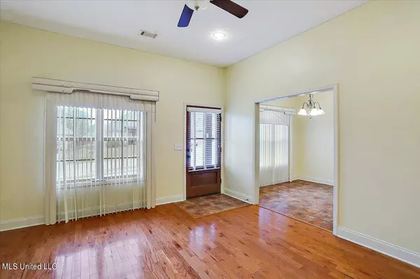 118 Silver Ridge Lane, Pearl, MS 39208