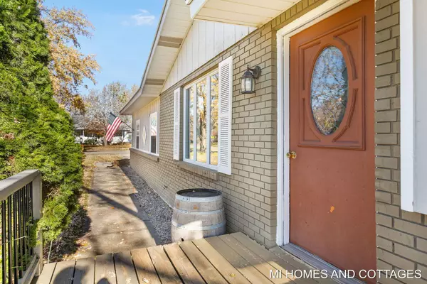 654 Jasmine Drive, Holland, MI 49423