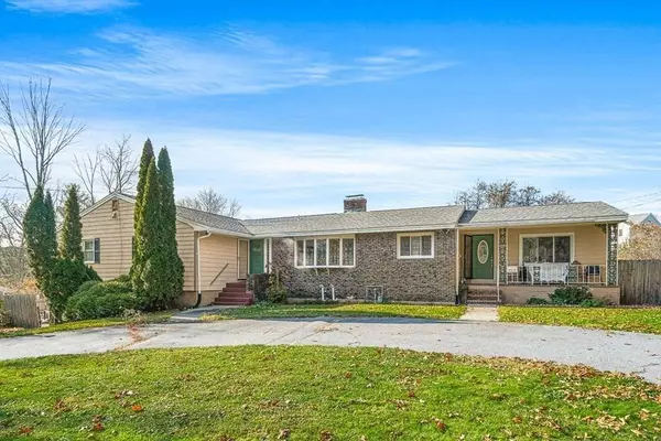 42 Tyler St, Methuen, MA 01844