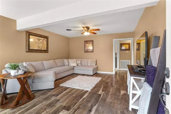 211 BERNARD AVE, Ama, LA 70031