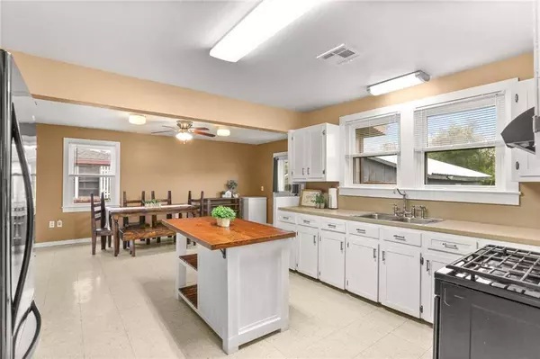 211 BERNARD AVE, Ama, LA 70031