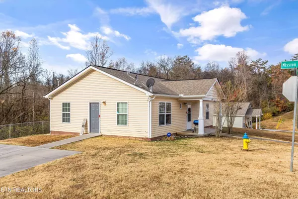 4025 Mission Bell LN, Knoxville, TN 37914