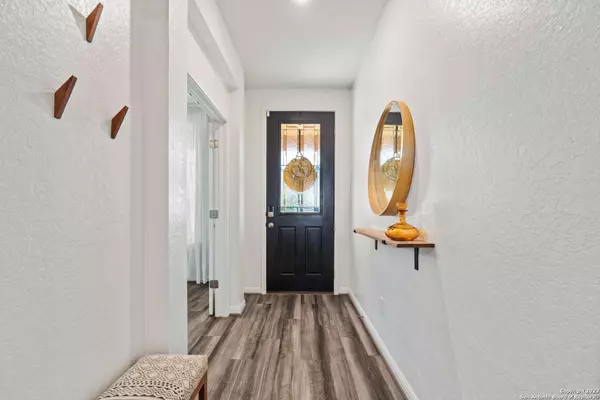 11517 LIGHTNING WAY, San Antonio, TX 78245-3918