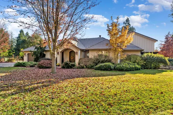 10008 Wilton Oaks CT, Elk Grove, CA 95624