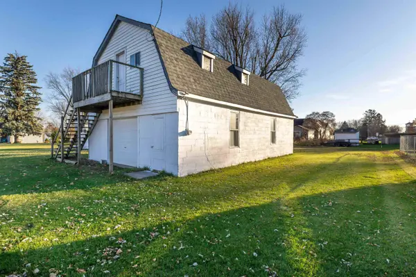 115 Summer, Warren, IL 61087