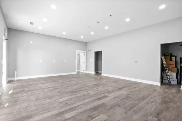 131 Corporate Dr, Clarksville, TN 37040