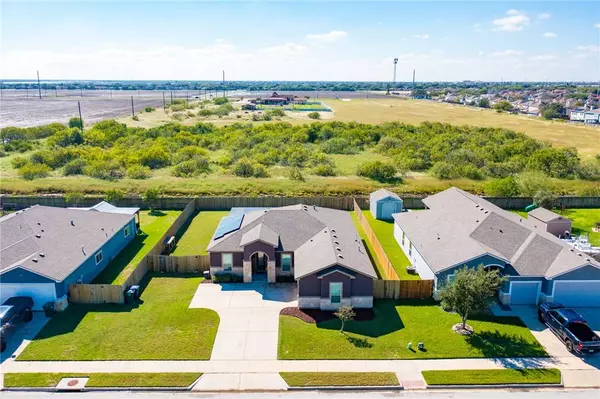 7614 Ruby DR, Corpus Christi, TX 78414