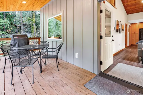 7464 Olsen DR, Glacier, WA 98922