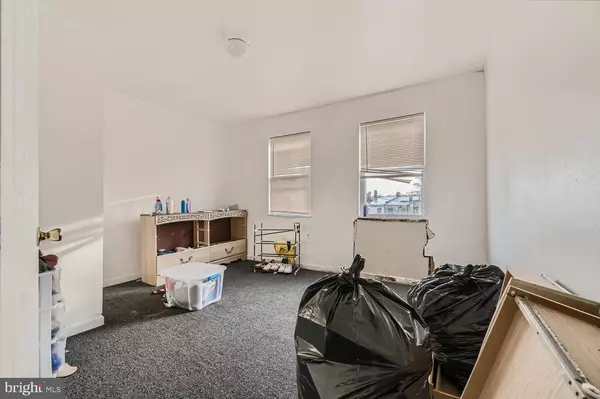 2429 BARCLAY ST, Baltimore, MD 21218