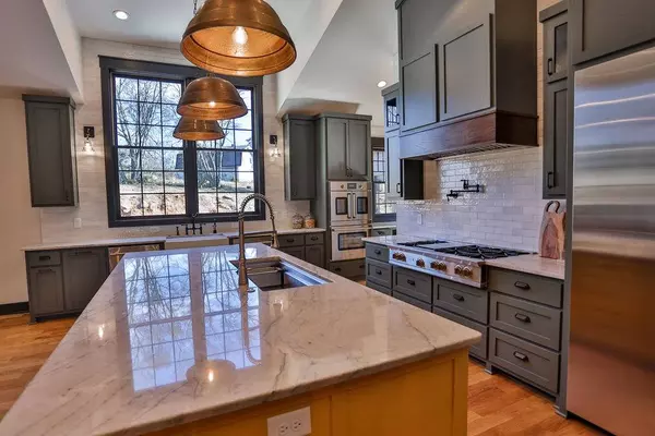 1554 Latimer Ln, Hendersonville, TN 37075