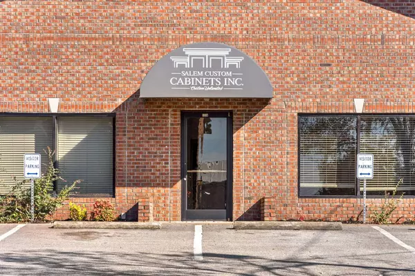 131 Corporate Dr, Clarksville, TN 37040