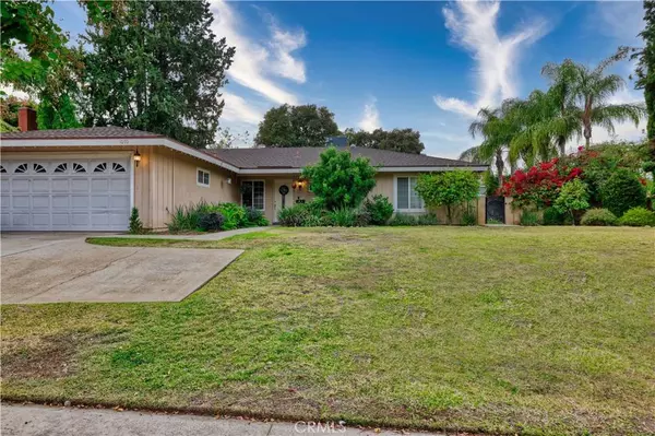 1070 S San Mateo ST, Redlands, CA 92373