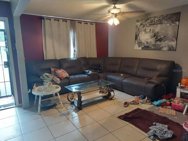 3513 KING RICHARD CT, Seffner, FL 33584