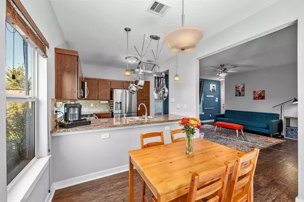 4323 Robertson ST, Houston, TX 77009