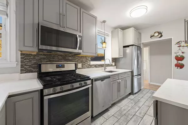 4029 Wesley Terrace, Schiller Park, IL 60176