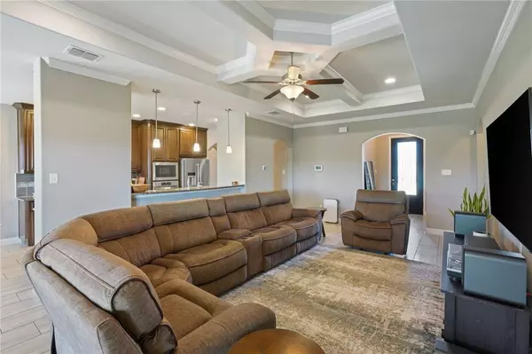 7614 Ruby DR, Corpus Christi, TX 78414