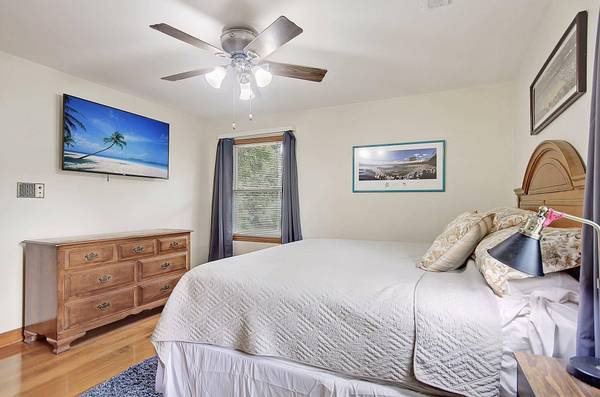 1010 Wheeler Drive, Hanahan, SC 29410