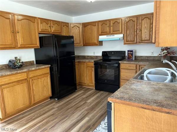 855 41ST ST, Bellaire, OH 43906