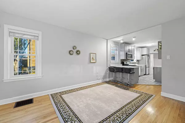 4029 Wesley Terrace, Schiller Park, IL 60176