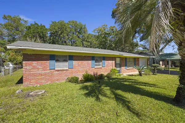 429 NW Sullivan Street, Fort Walton Beach, FL 32548