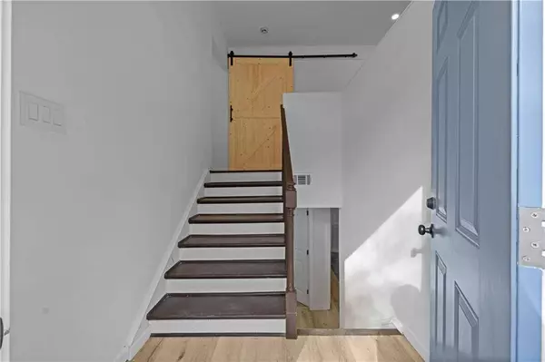 874 Plainville PL SW, Atlanta, GA 30331