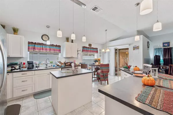 9809 LONG MEADOW DR, Tampa, FL 33615