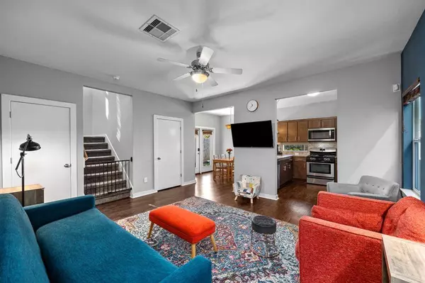 4323 Robertson ST, Houston, TX 77009