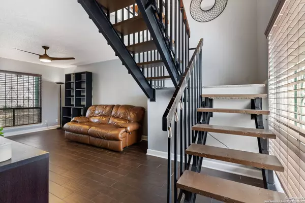 9915 Powhatan Dr UNIT G-5, San Antonio, TX 78230