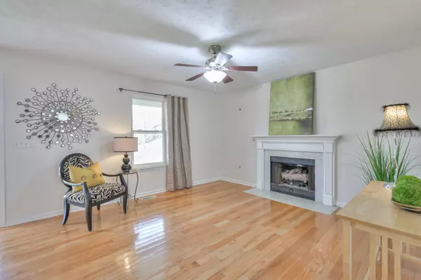 1737 Wilkes Ln, Spring Hill, TN 37174