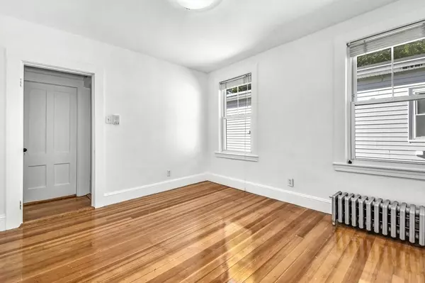 299 Savin Hill Ave #3, Boston, MA 02125
