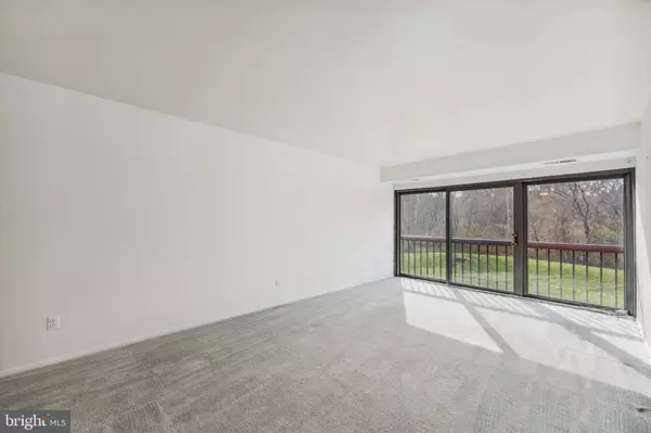 12710 VEIRS MILL RD #103, Rockville, MD 20853