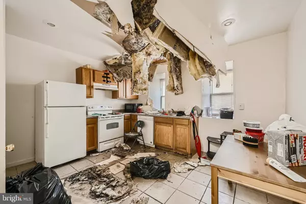 2429 BARCLAY ST, Baltimore, MD 21218