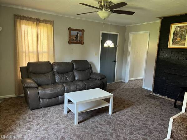 53930 Harrison ST, Neffs, OH 43940