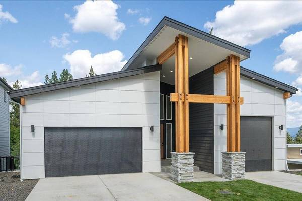 1712 W Toni Rae Dr, Spokane, WA 99218