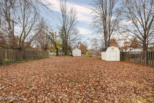 9310 Sue Helen Dr, Louisville, KY 40299