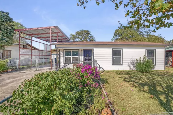 211 JOE BLANKS ST, San Antonio, TX 78237-2330