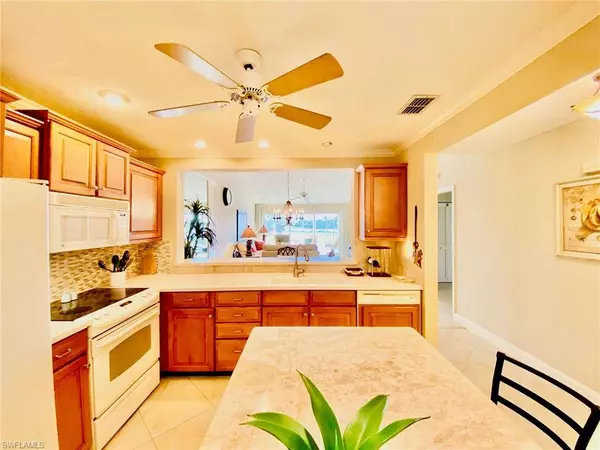 3675 Amberly CIR #C308, Naples, FL 34112