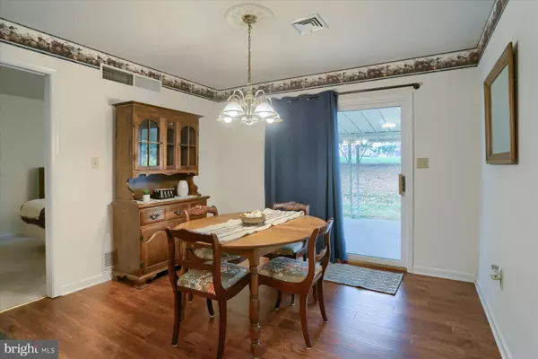 11 MEL RON CT, Carlisle, PA 17015