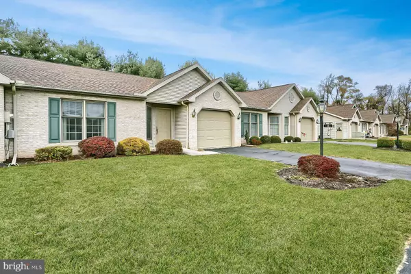 11 MEL RON CT, Carlisle, PA 17015