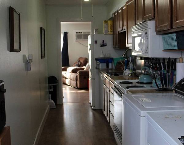 152 Greenwood Ter #152, Chicopee, MA 01022