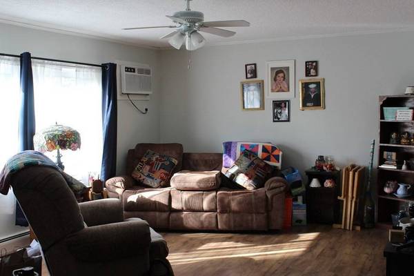 152 Greenwood Ter #152, Chicopee, MA 01022