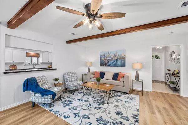 6031 Autumn Forest DR, Houston, TX 77092