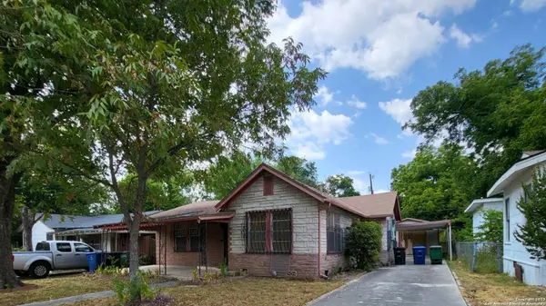223 Astor St, San Antonio, TX 78210