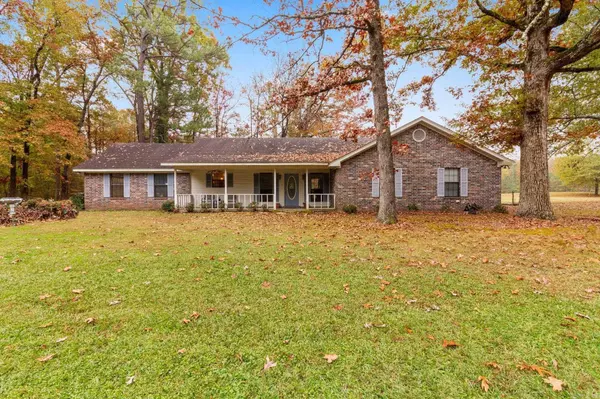 9000 Henderson Road, Pine Bluff, AR 71603