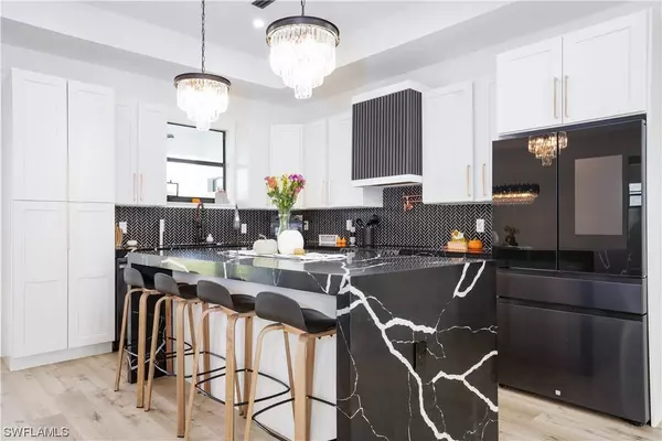 4302 26th ST SW, Lehigh Acres, FL 33976