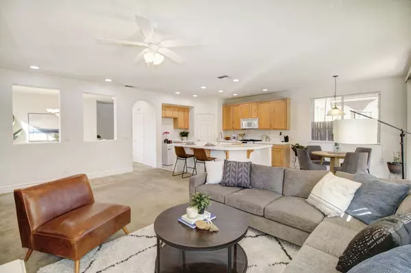 1490 43rd AVE, Sacramento, CA 95822