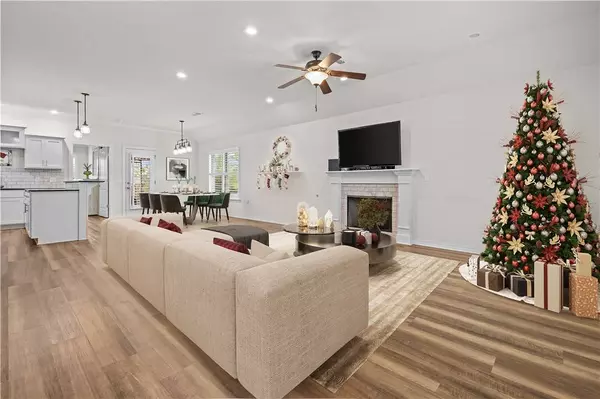 4506 W Divide Drive, Fayetteville, AR 72704